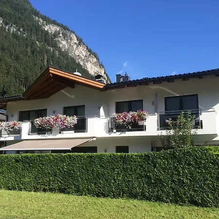 Mayrhofen Apartments Apartment *